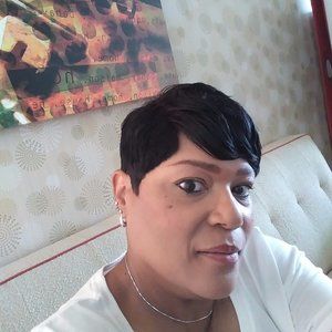 Meet your Posher, Sheritha